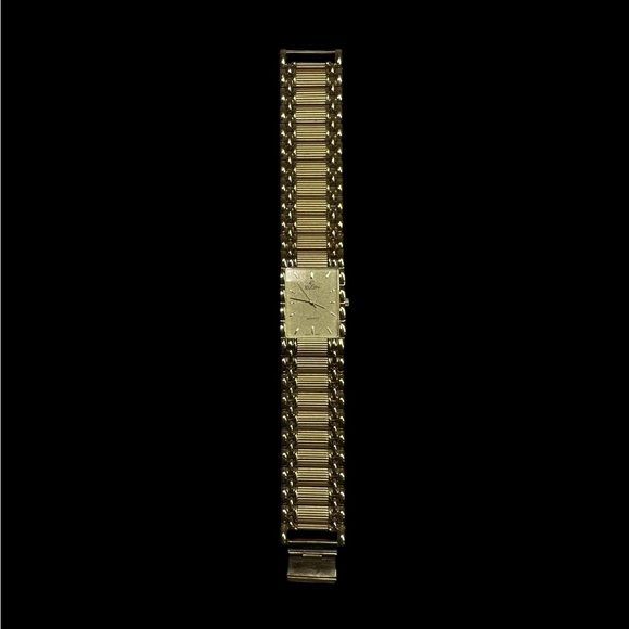 Elegant Gold tone Vintage Elgin Watch. Like new - Picture 1 of 5